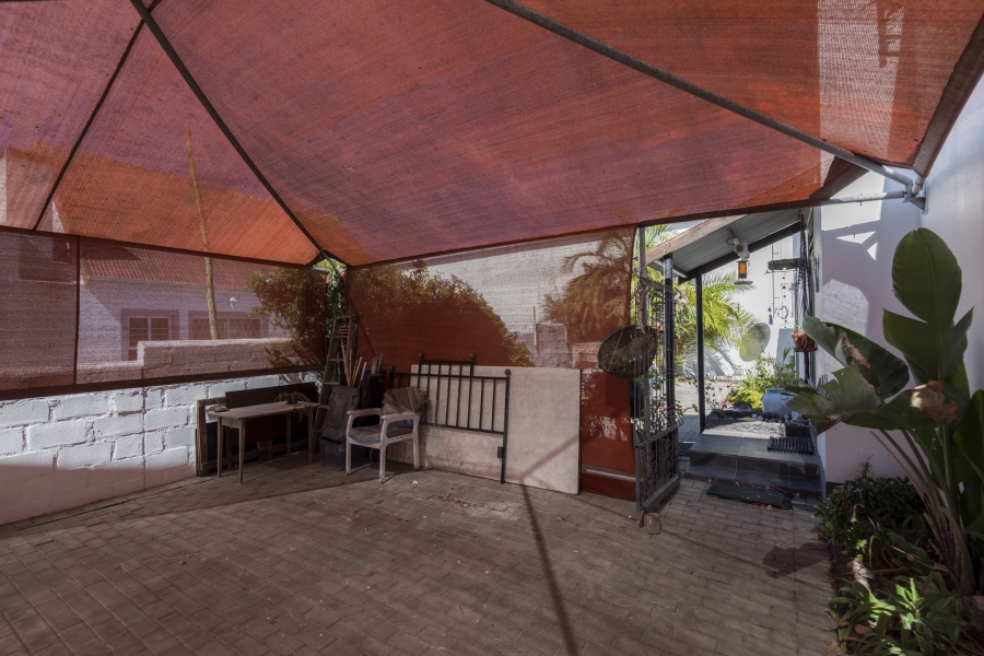 2 Bedroom Property for Sale in Skiathos Western Cape